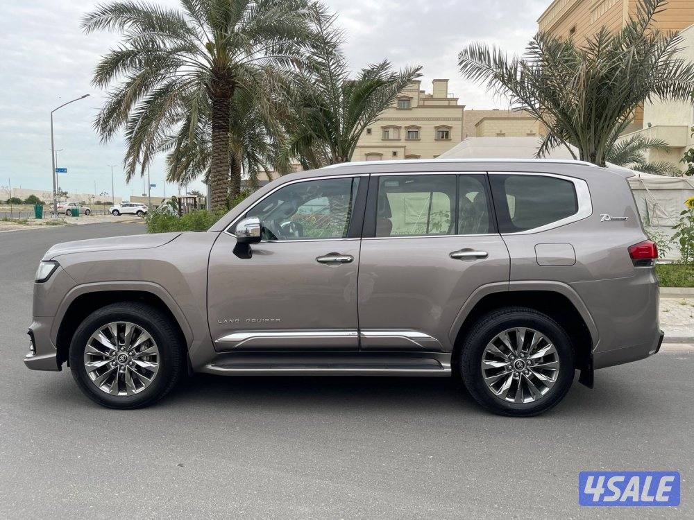 للبيع لاند كروزر VXR صبغ الوكاله وارد الساير6