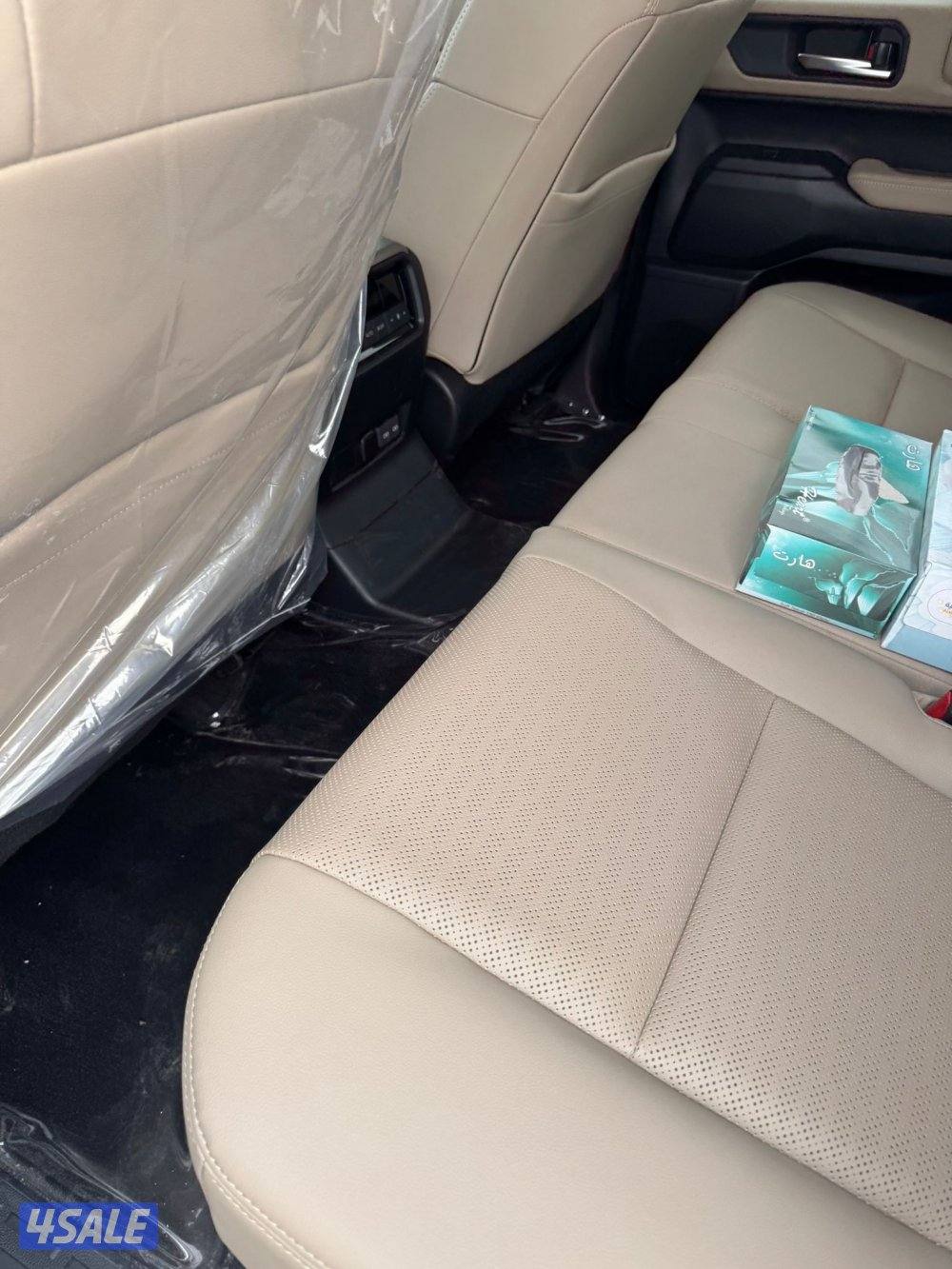 برادو TX الساير 2025 الساير بحاله الوكاله عداد 3500 كيلو شبه اصفار7