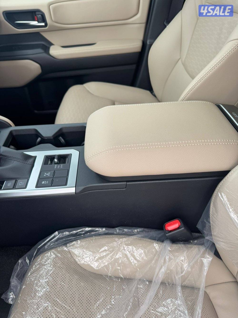 برادو TX الساير 2025 الساير بحاله الوكاله عداد 3500 كيلو شبه اصفار8