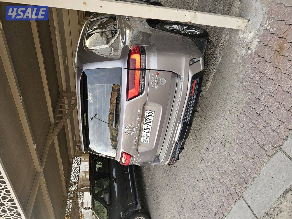 لاند كروزر 2022  VXR4