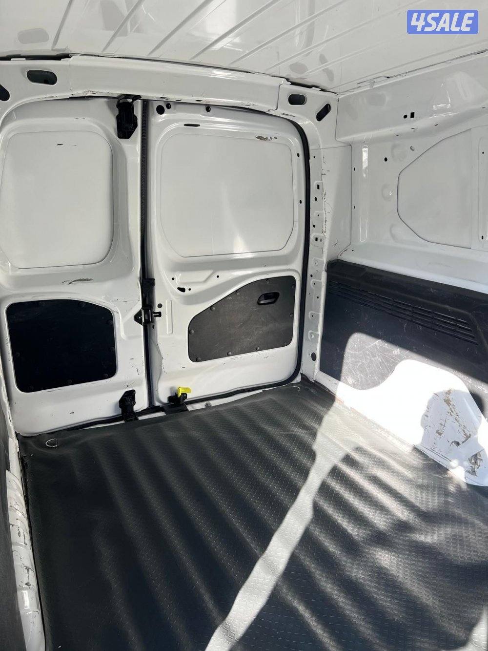 2023 بيجو بارتنر1