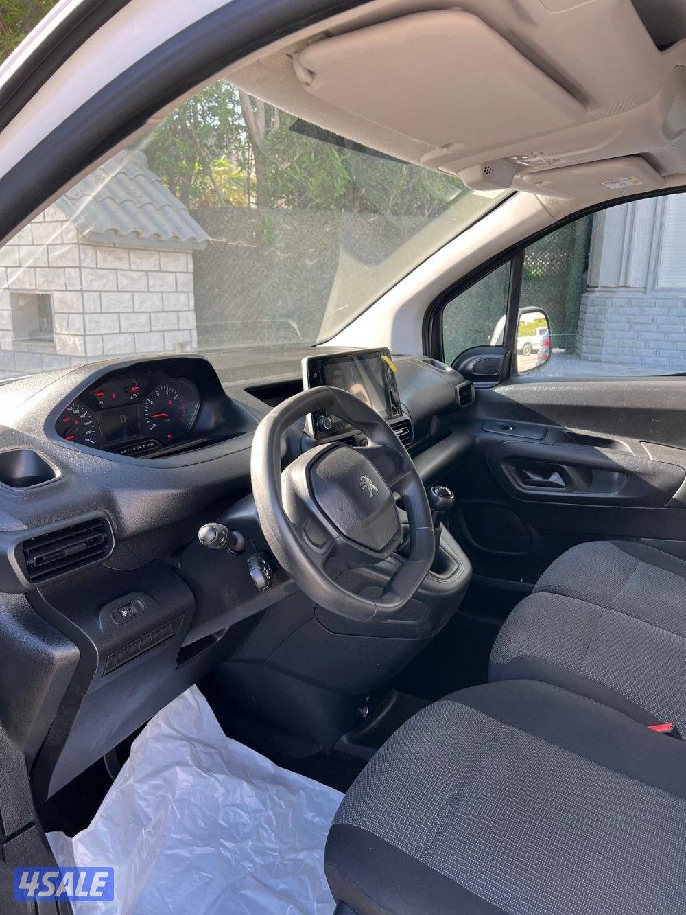 2023 بيجو بارتنر2