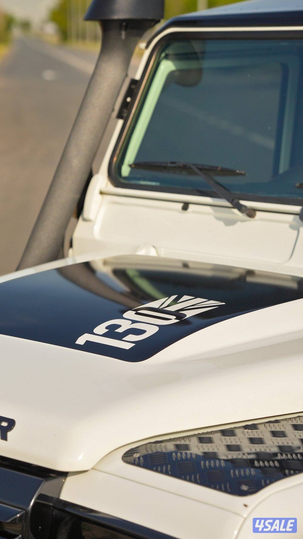 Land Rover defender 130 pickup 20155