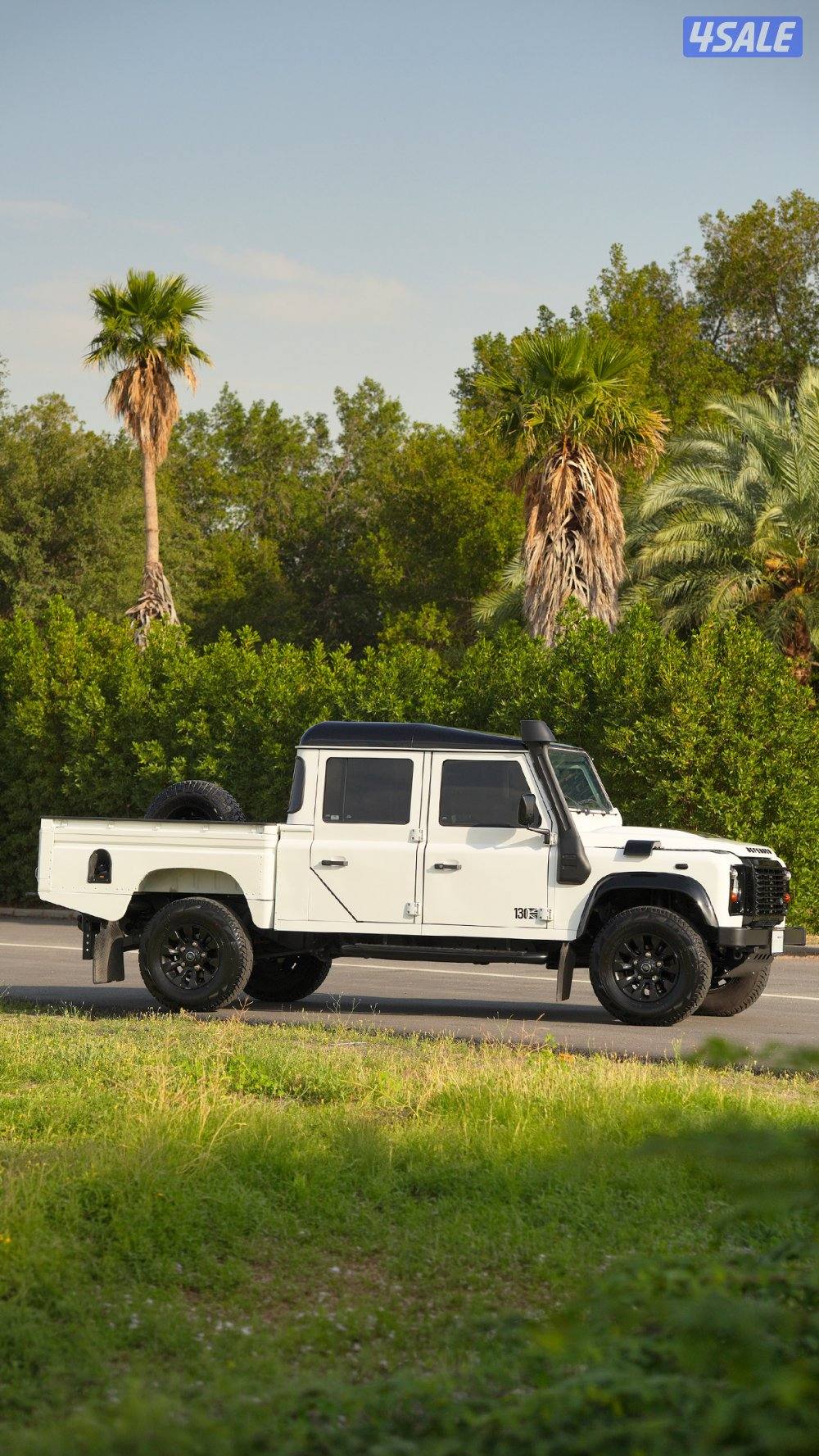 Land Rover defender 130 pickup 20157