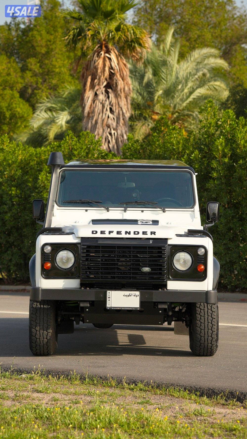 Land Rover defender 130 pickup 20158