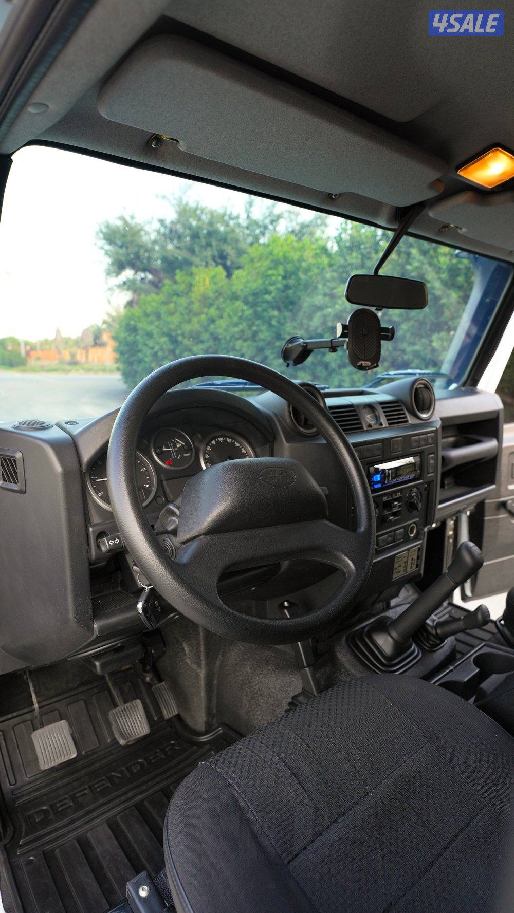 Land Rover defender 130 pickup 201510