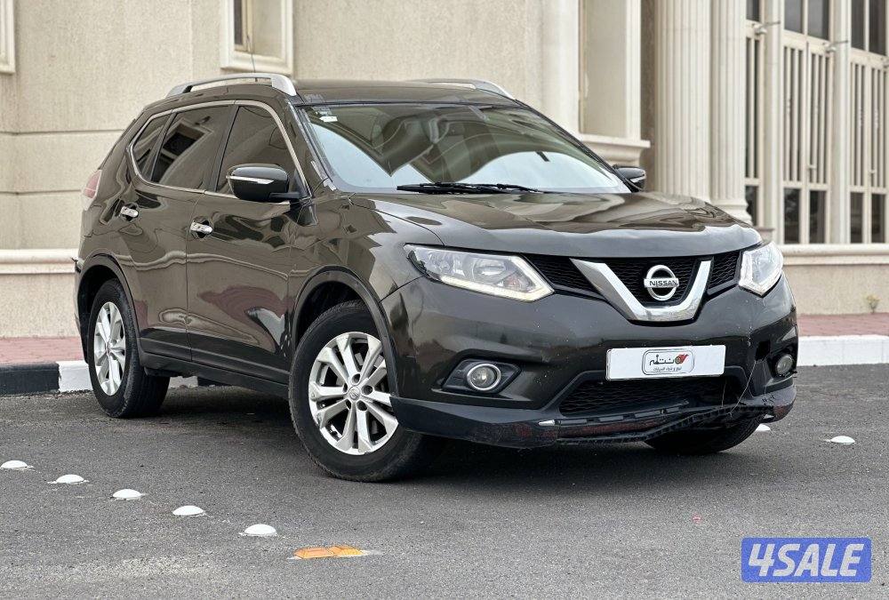 للبيع نيسان إكس تريل موديل 20150