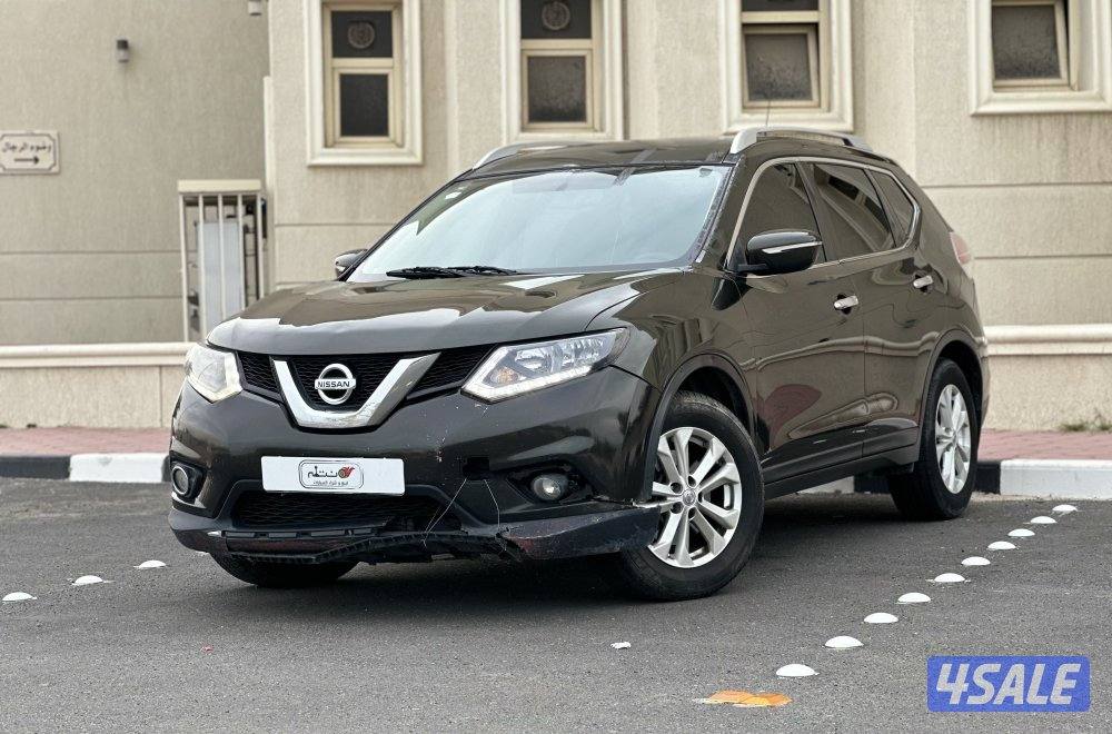 للبيع نيسان إكس تريل موديل 20154