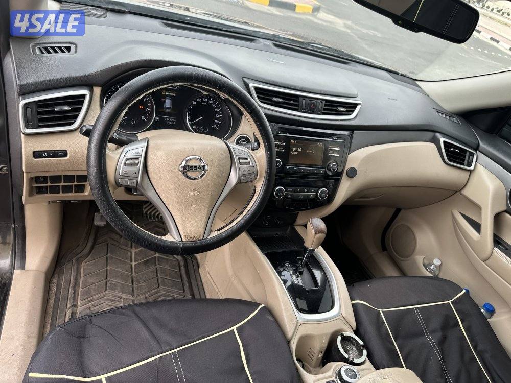 للبيع نيسان إكس تريل موديل 20155