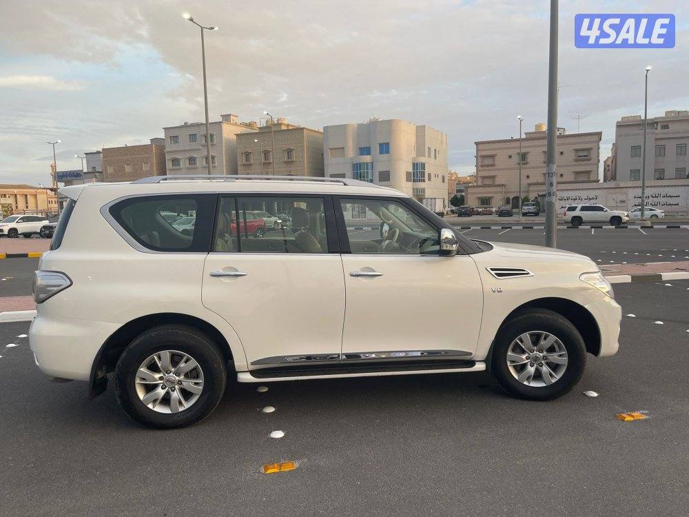 للبيع باترول 8 سلندر ماشي236 شرط الفحص بالكامل2