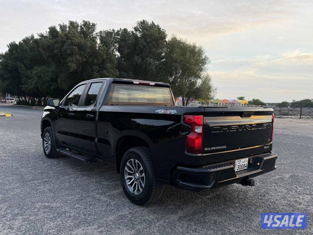 للبيع وانيت سلفرادو باب ونص LT 2019 ماشي 265الف دبل قير وارد الغانم1