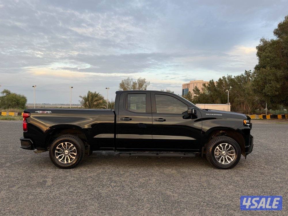 للبيع وانيت سلفرادو باب ونص LT 2019 ماشي 265الف دبل قير وارد الغانم4