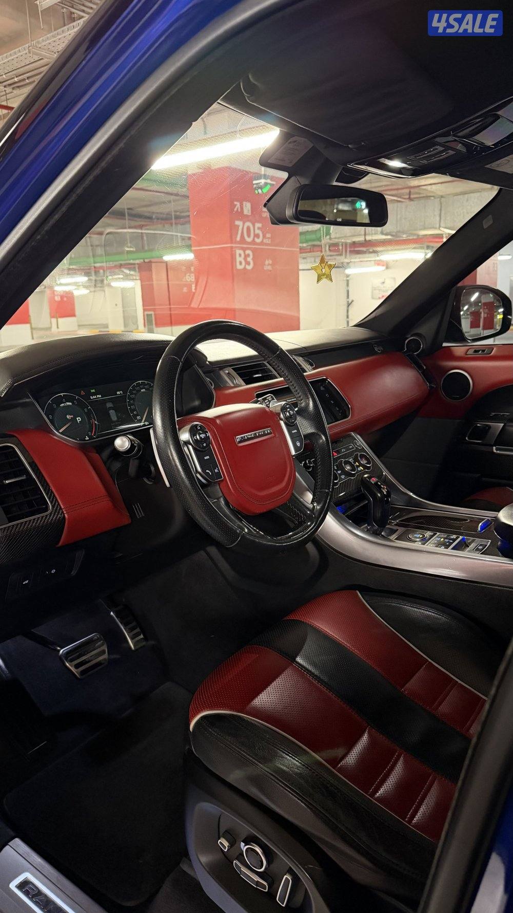 للبيع رنج روفر SVR 2016 المالك الأول4