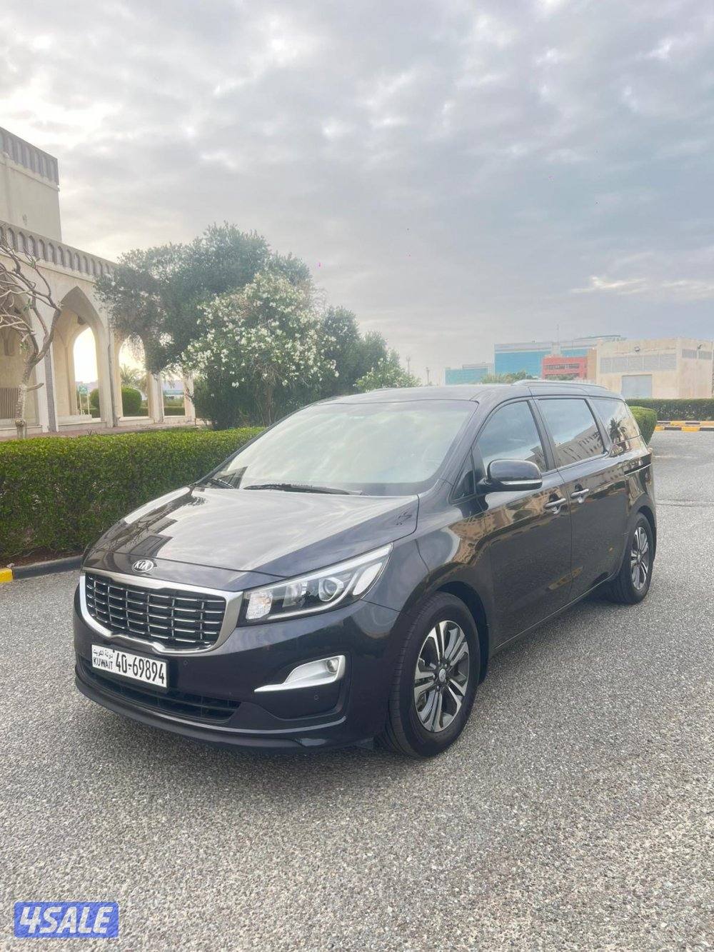 كيا كرنفال بحاله الوكاله عداد 55 الف صبغ الوكالة0