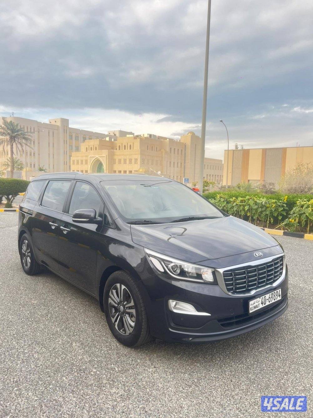 كيا كرنفال بحاله الوكاله عداد 55 الف صبغ الوكالة5