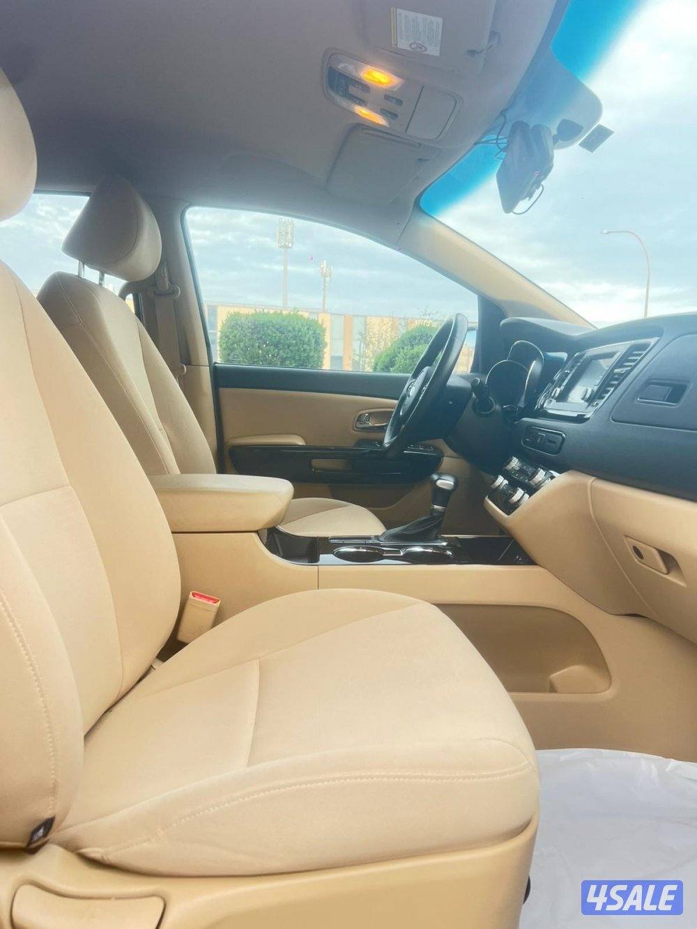 كيا كرنفال بحاله الوكاله عداد 55 الف صبغ الوكالة6