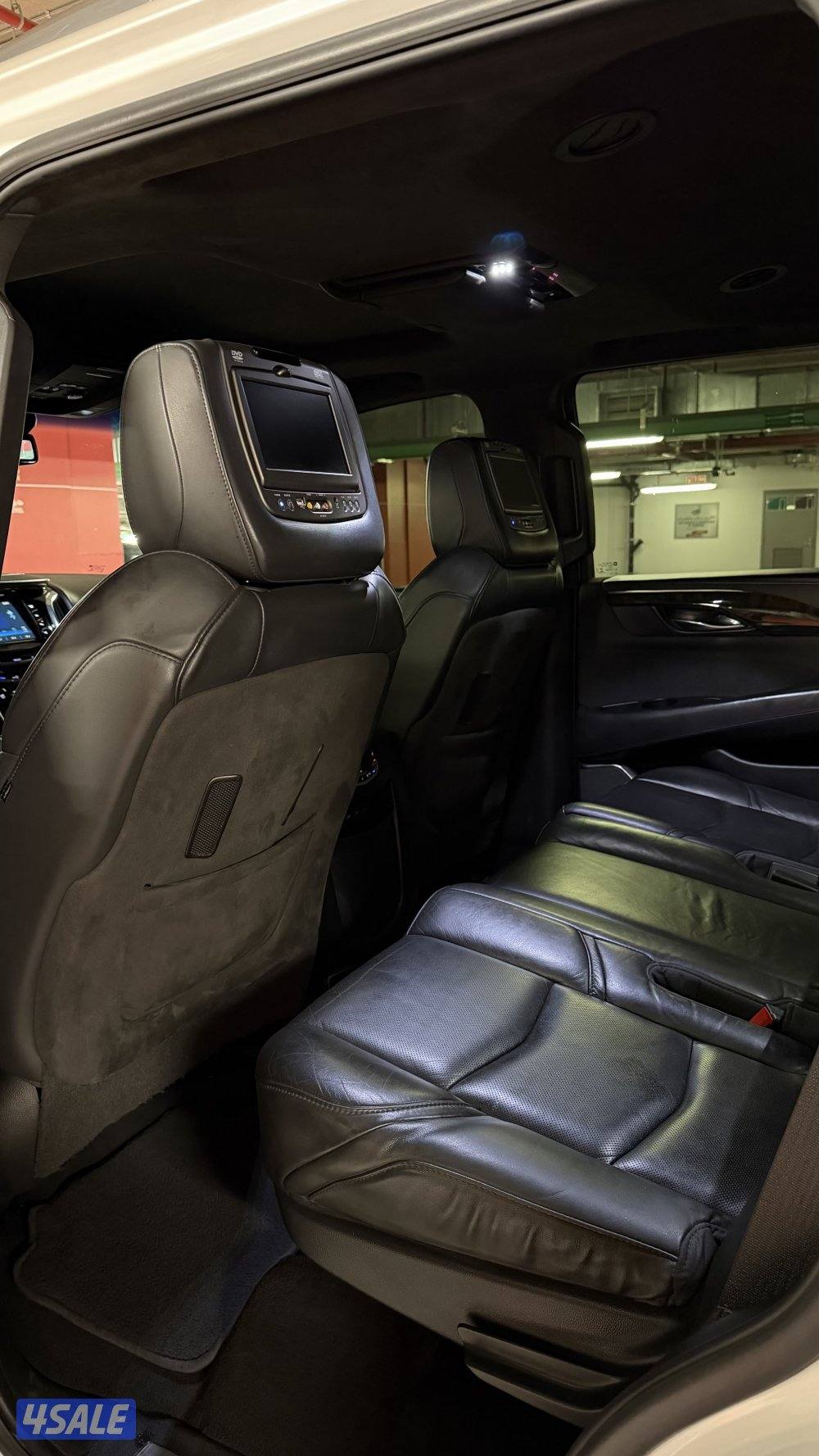 للبيع اسكاليد بلاتنيوم 2018 المالك الاول6