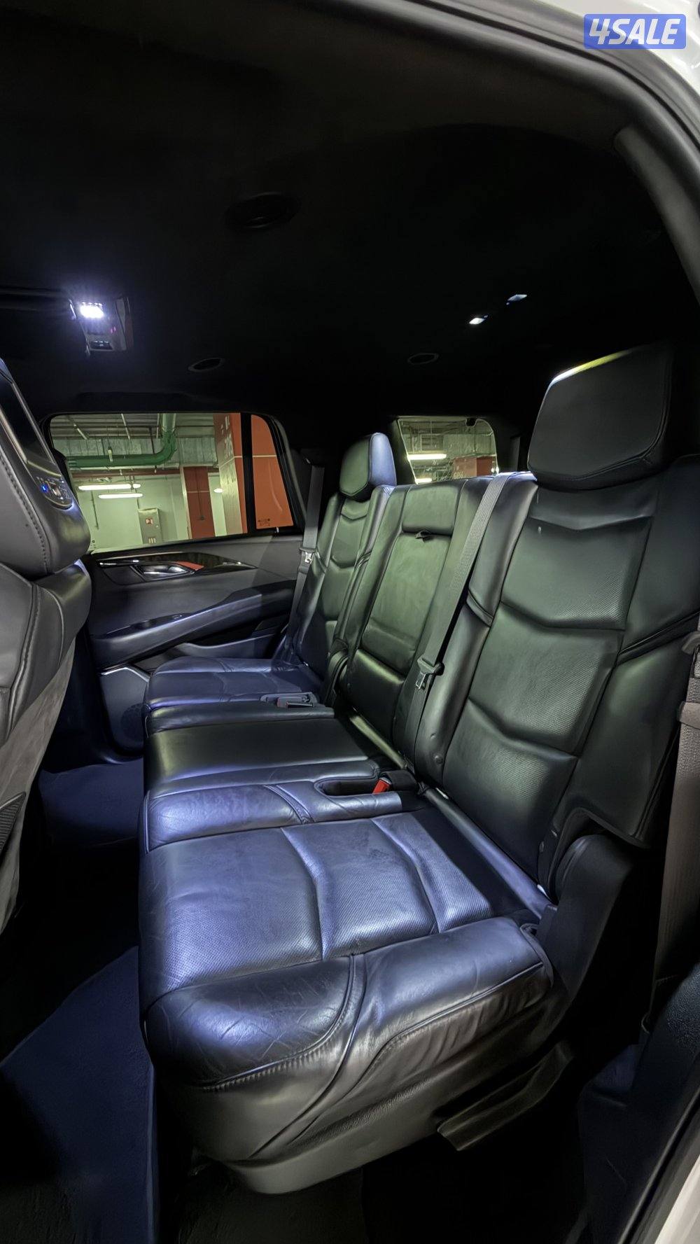 للبيع اسكاليد بلاتنيوم 2018 المالك الاول7