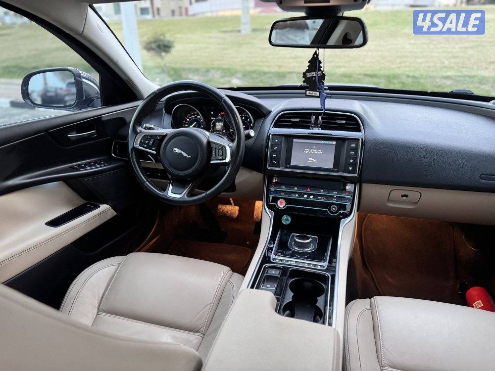 جاكوار XE موديل 20187