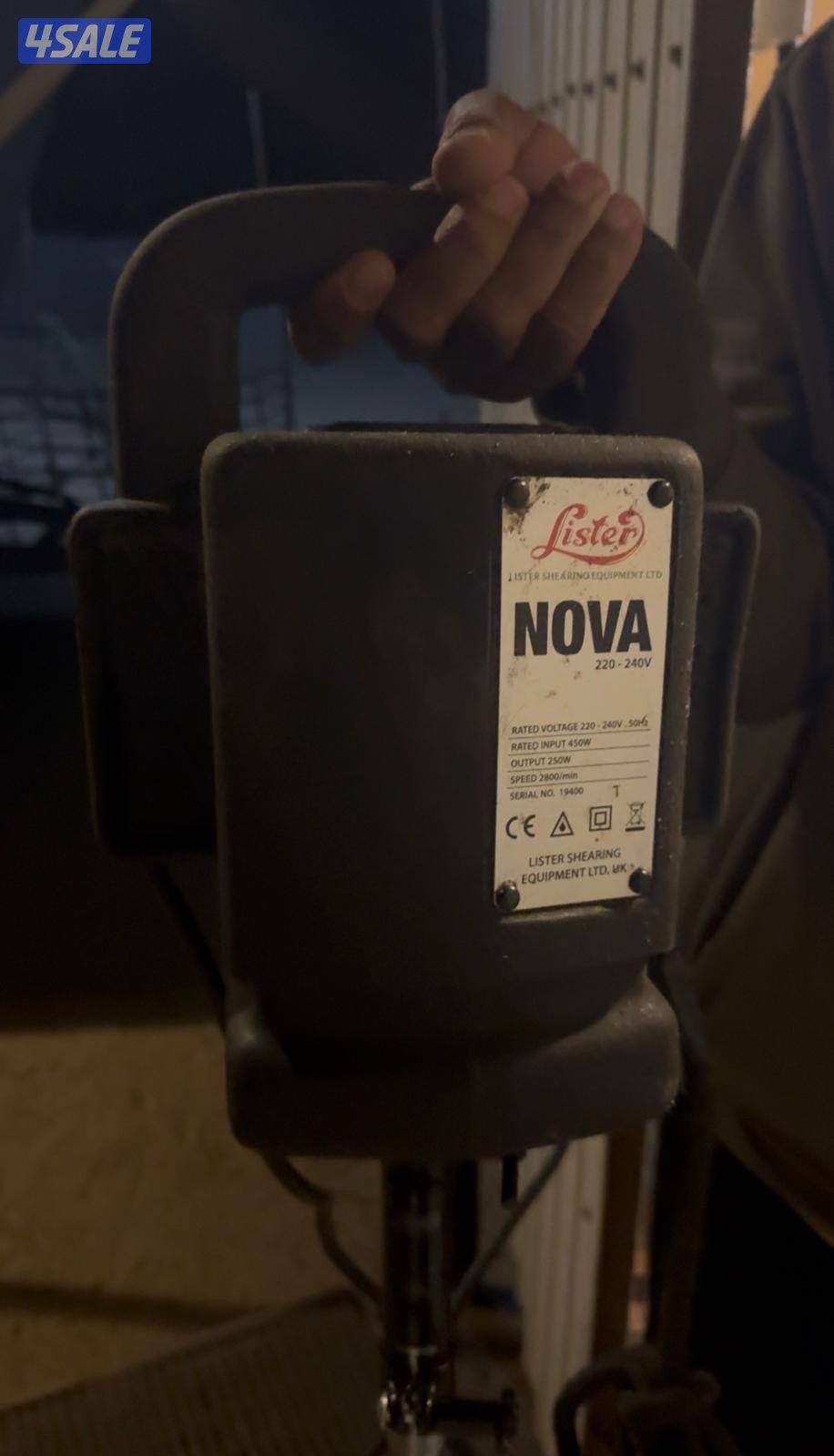 مكينه قص للغنم والإبل ماركه نوفا إنجليزيه الصنع بحاله ممتازه2