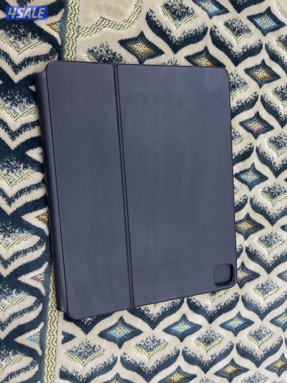 للبيع كيبورد ابل ماجيك الاصلي 12.9 انش5