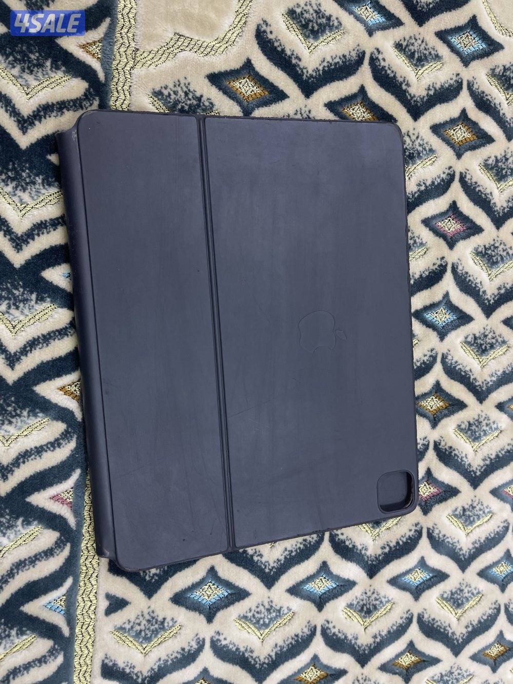 للبيع كيبورد ابل ماجيك الاصلي 12.9 انش6