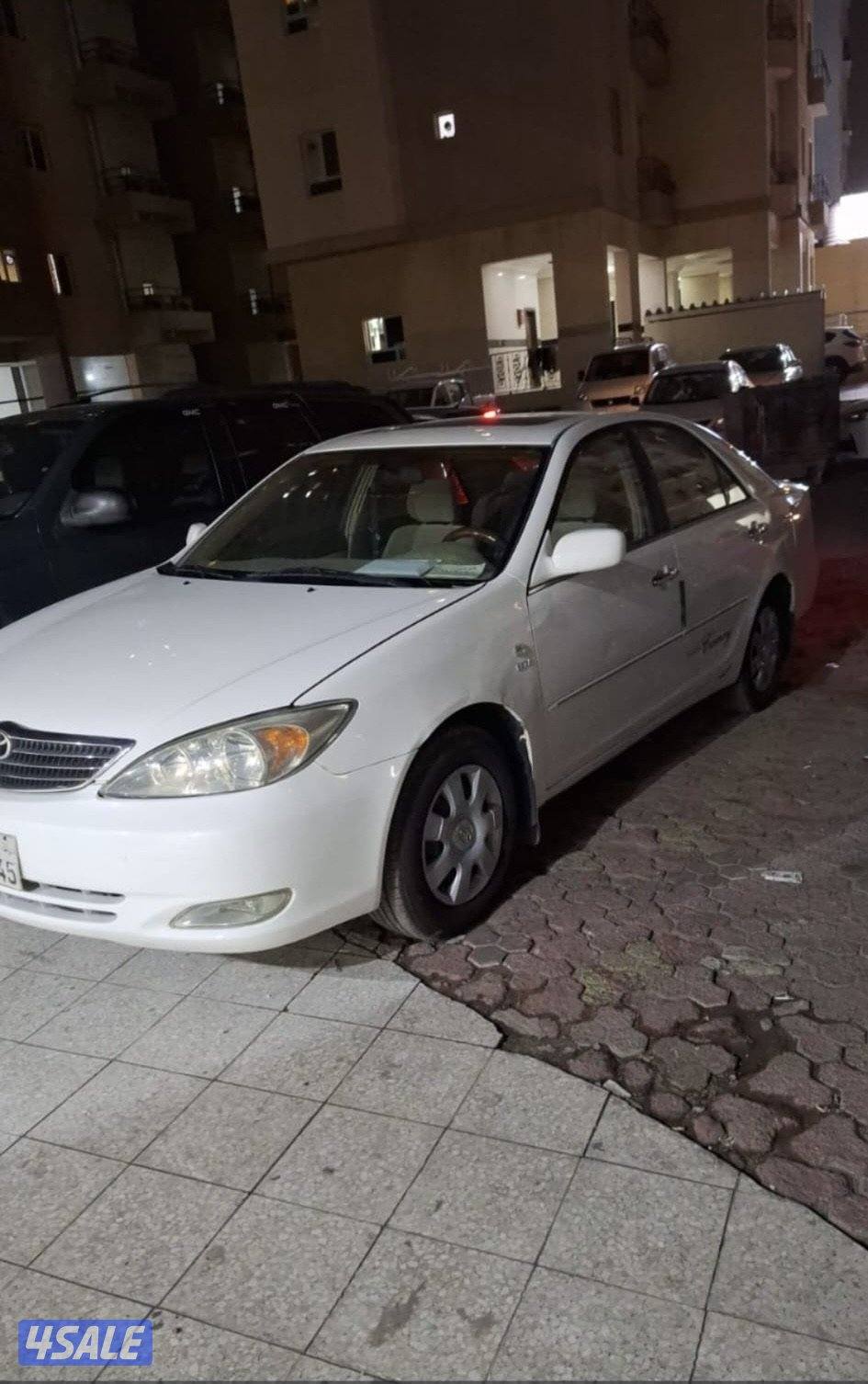 للبيع كامري 20042