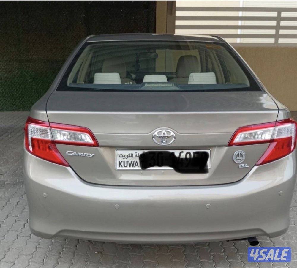 للبيع كامري 2014.ماشية 370 الف سيرفس وكالة منتظم2