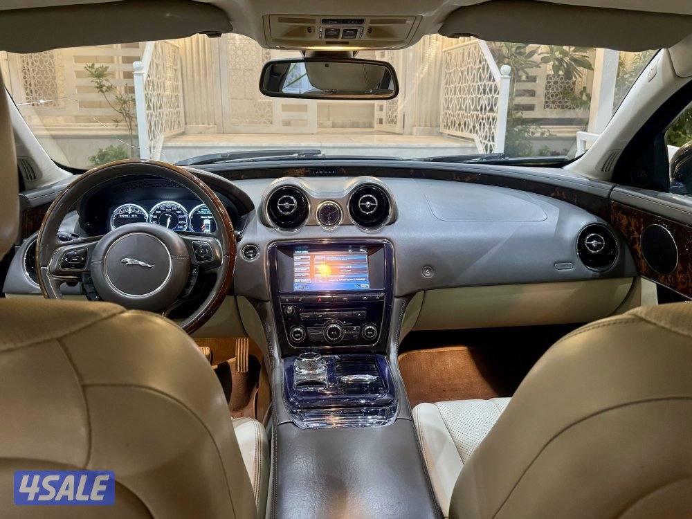 للبيع جاكوار XJL موديل ٢٠١١9
