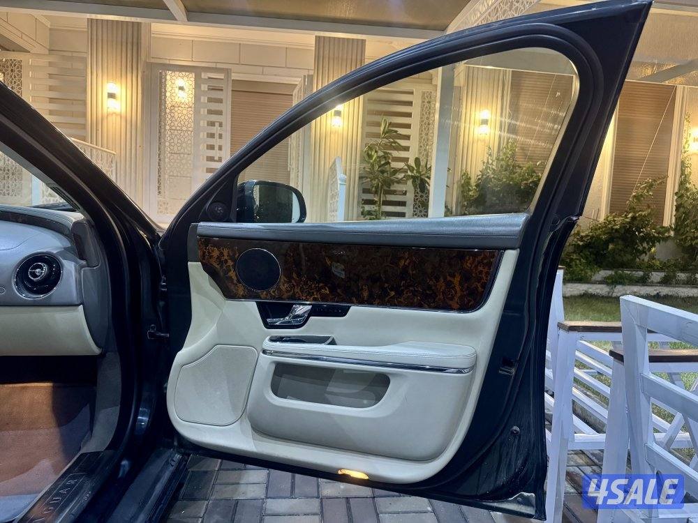 للبيع جاكوار XJL موديل ٢٠١١13