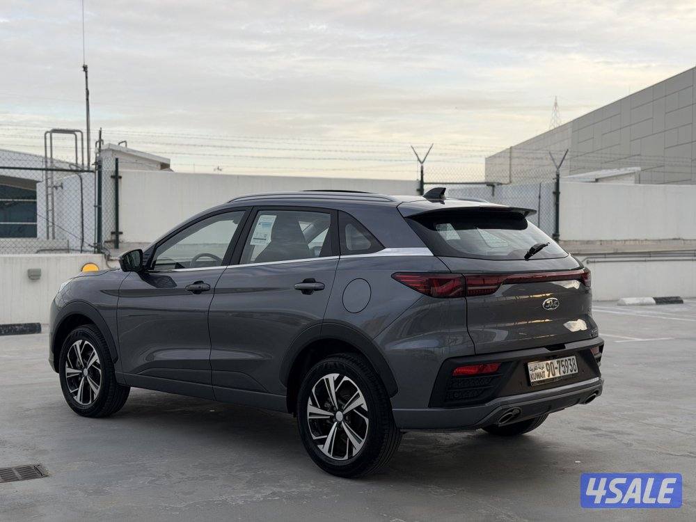 جاك JS6 موديل 2025 شبه اصفار وارد الغانم تحت الكفاله اعلى فئة بنوراما11