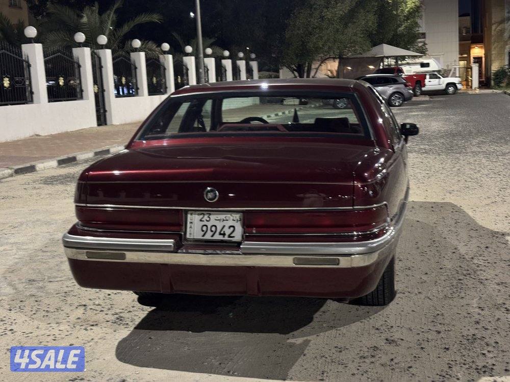 للبيع سيارة كلاسيك بويك رودماستر10