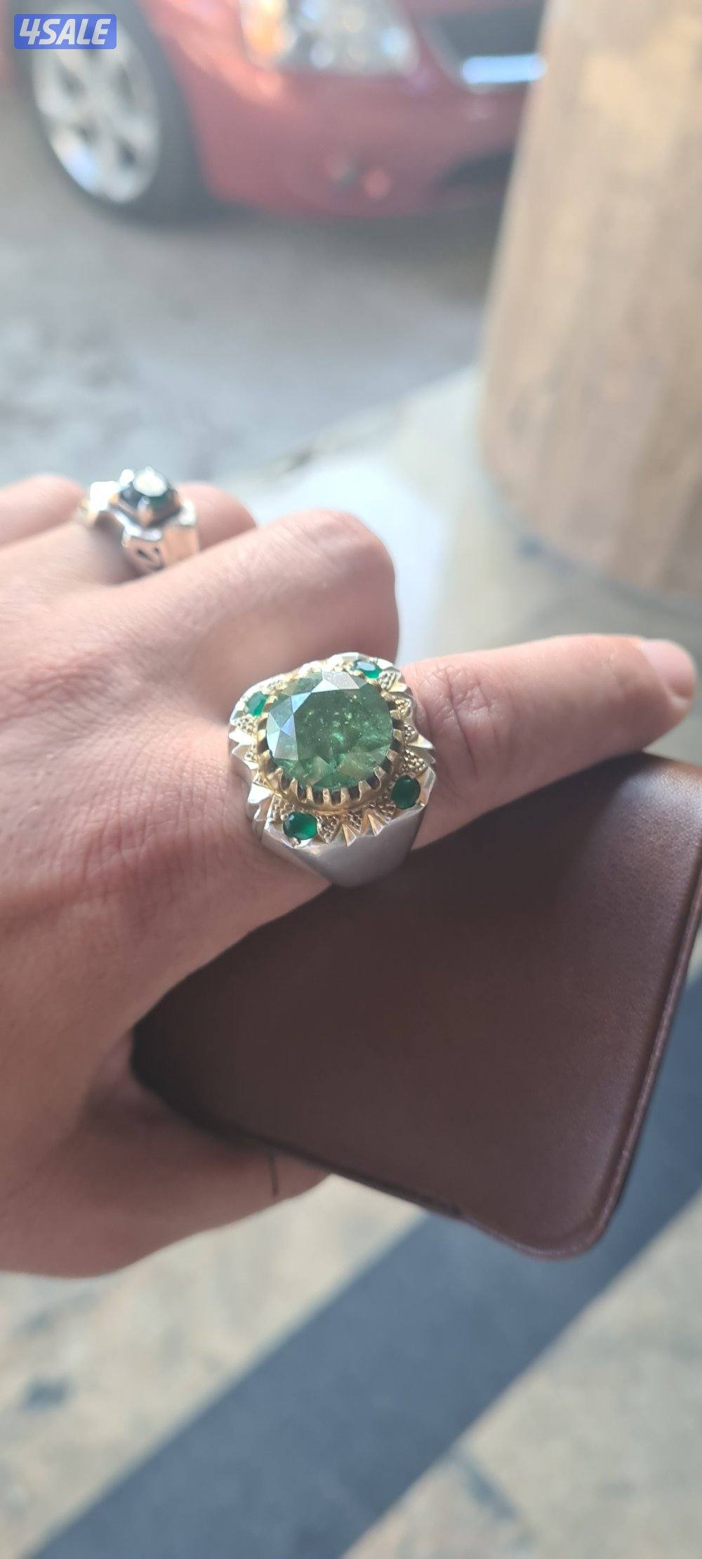 للبيع خاتم فضة حجر الموزونايت راهي مرصع بالزمرد الطبيعي1