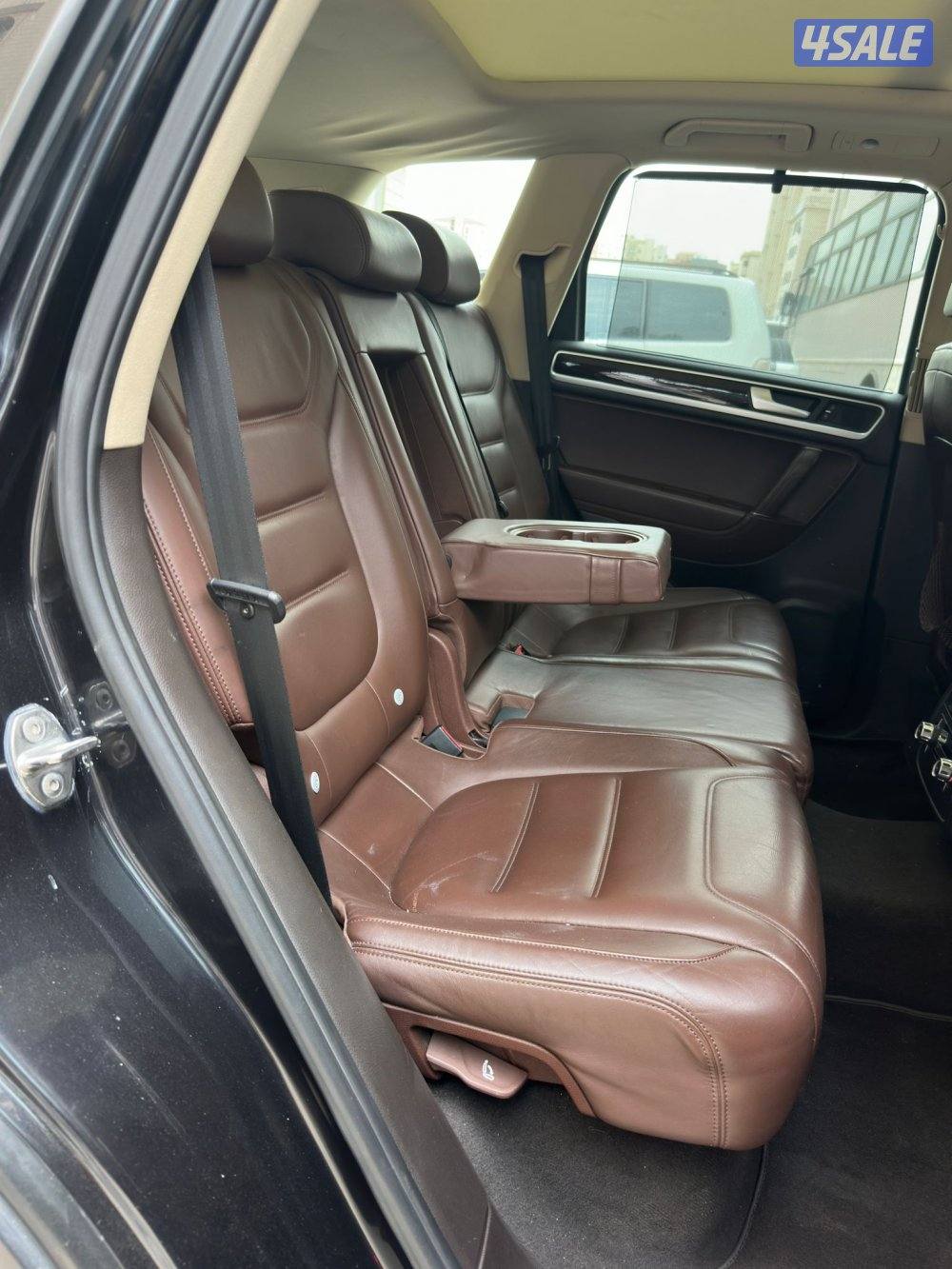 طوارق 
R-Line
 ٨ سلندر عداد 158 الف14