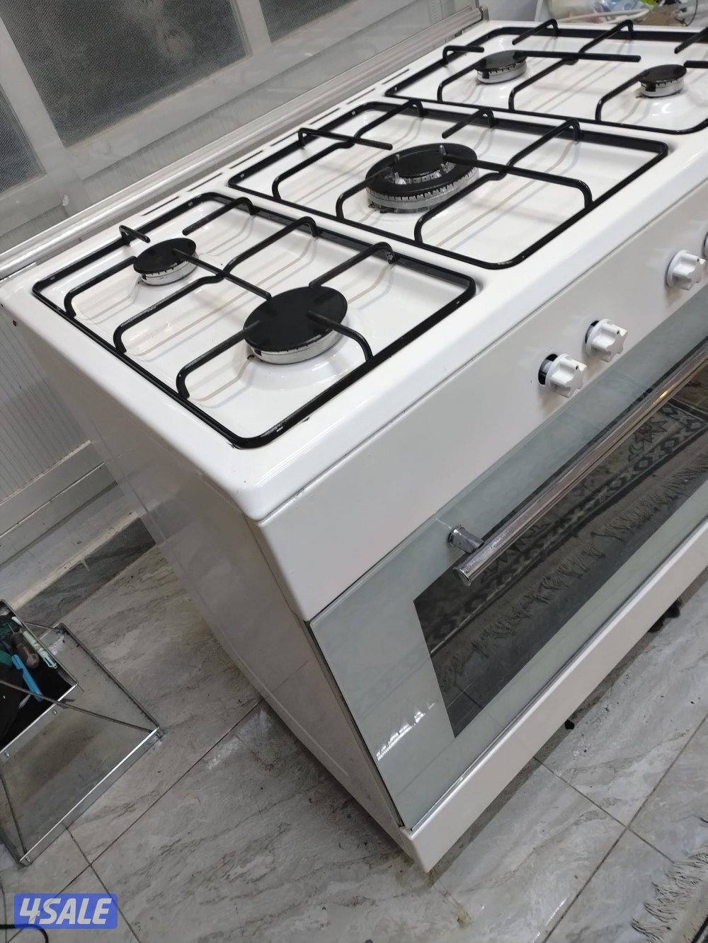 للبيع طباخ فيلكو  ايطالي📢📣📢
 ٩٠ف٦٠ غطاء زجاجي🪬💯
 مفاتيح اصليه💯💪0