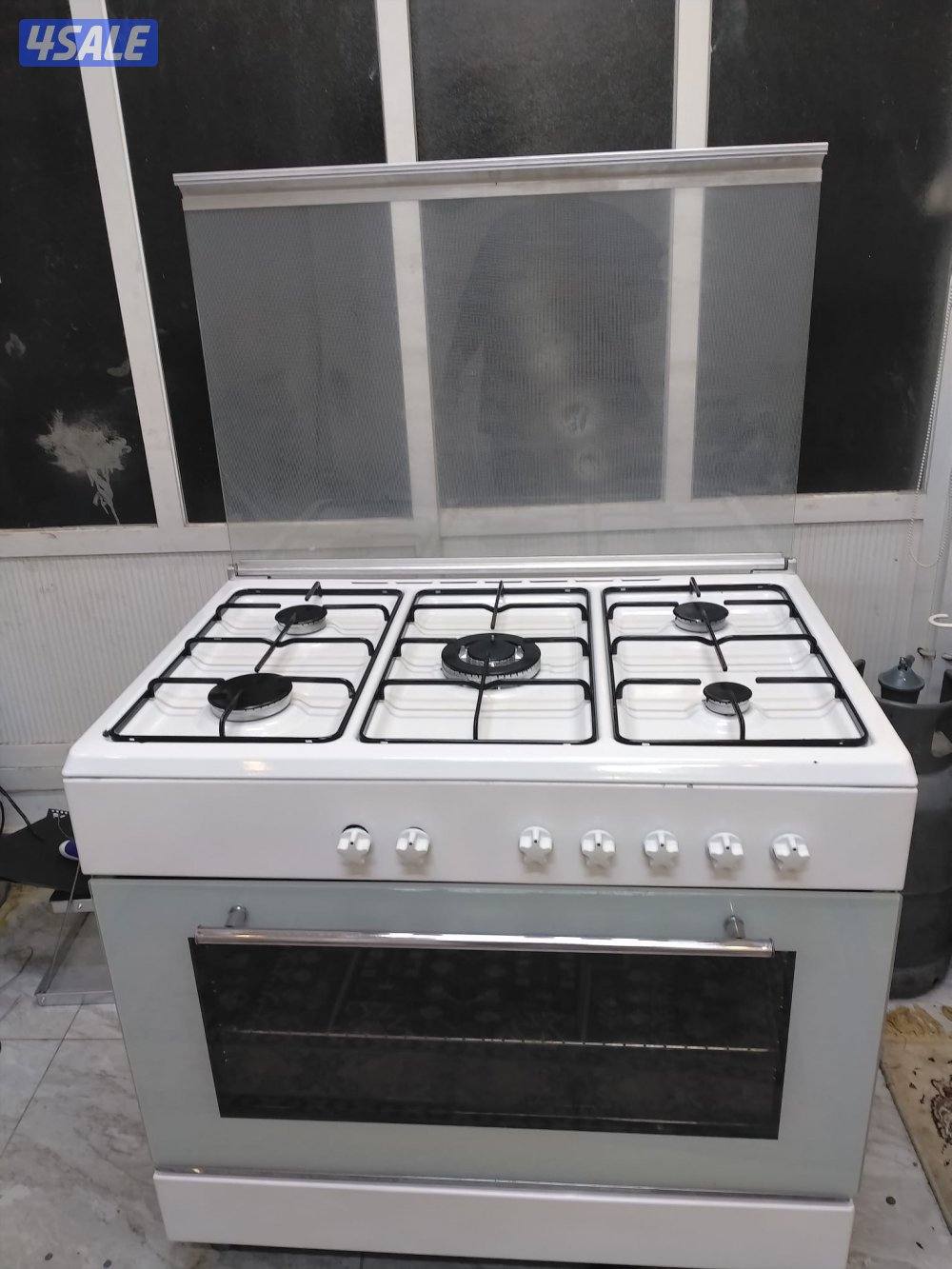 للبيع طباخ فيلكو  ايطالي📢📣📢
 ٩٠ف٦٠ غطاء زجاجي🪬💯
 مفاتيح اصليه💯💪2