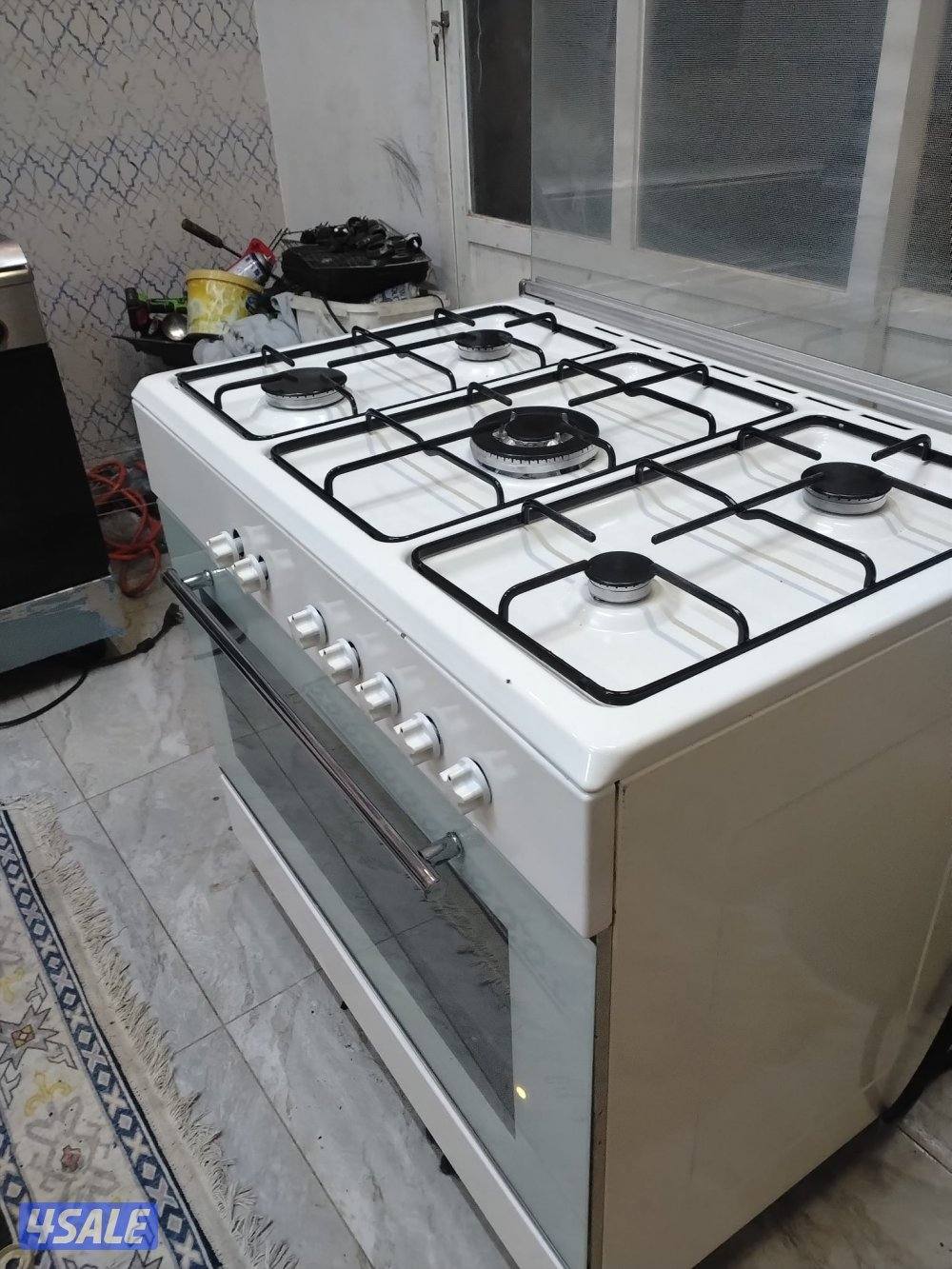 للبيع طباخ فيلكو  ايطالي📢📣📢
 ٩٠ف٦٠ غطاء زجاجي🪬💯
 مفاتيح اصليه💯💪4