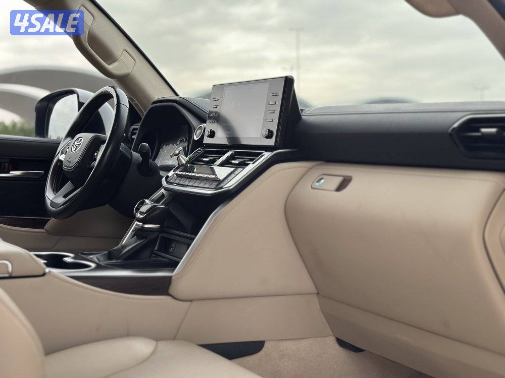 معرض القمة🚩8