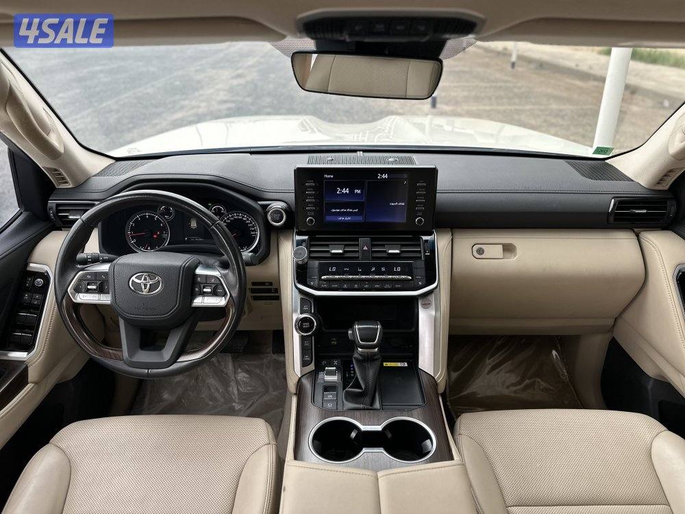 معرض القمة🚩11