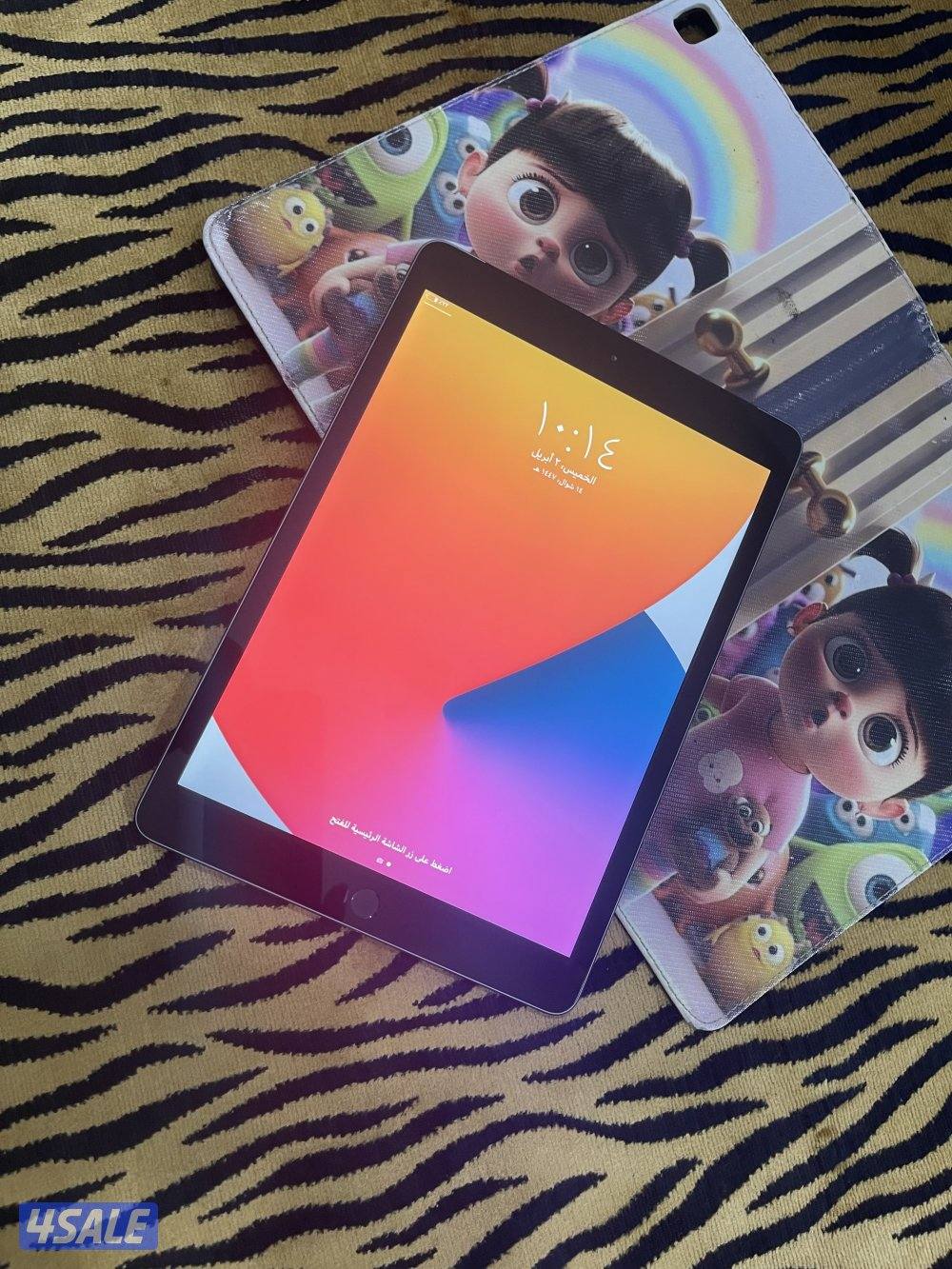 ايباد ابل 8 الثامن 32 قيقا خط شريحة شاشة 10،2 نظيف ولا زلغ مع كفر اصلي1
