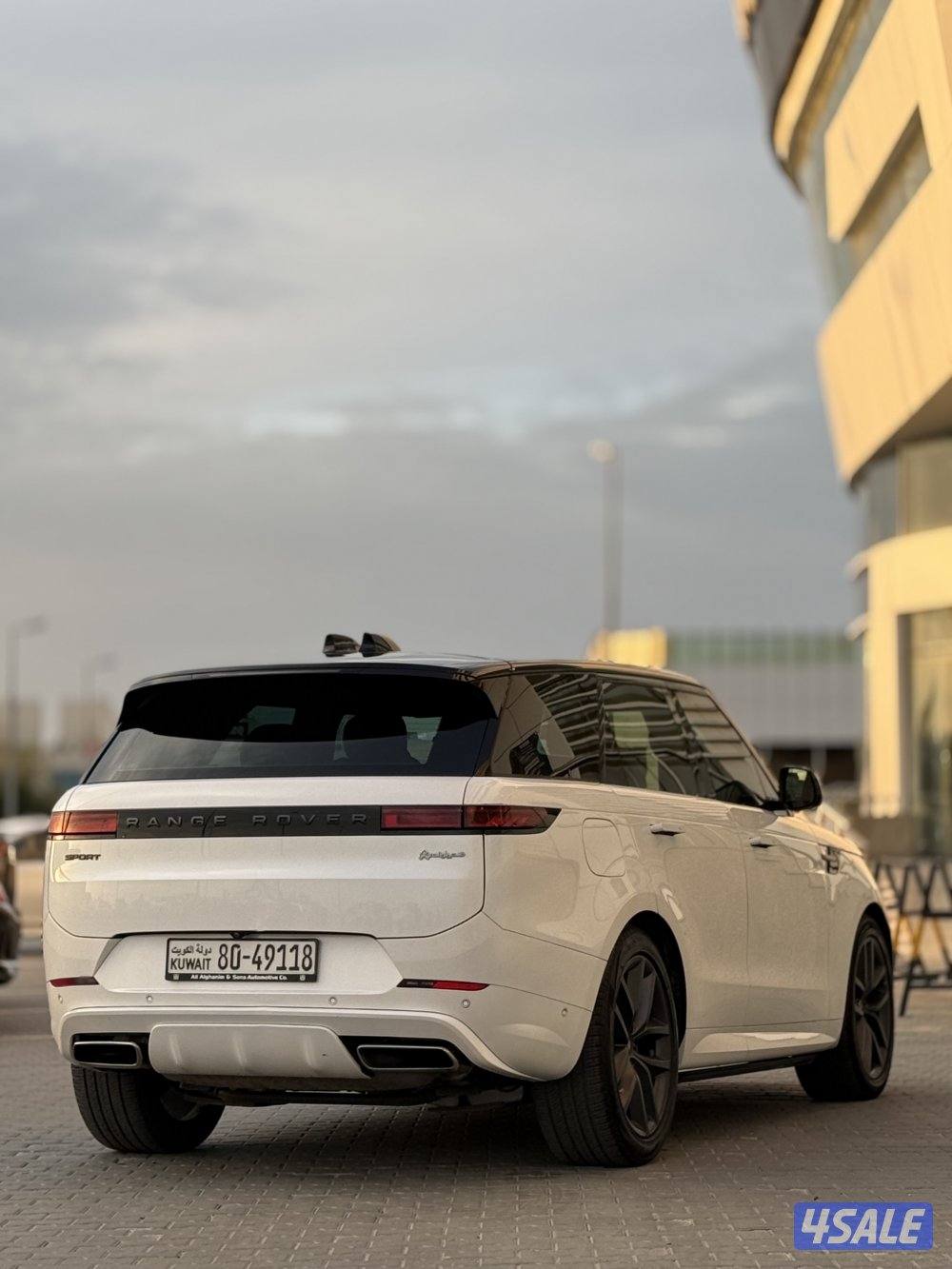 للبيع لاند روفر سبورت موديل 20246