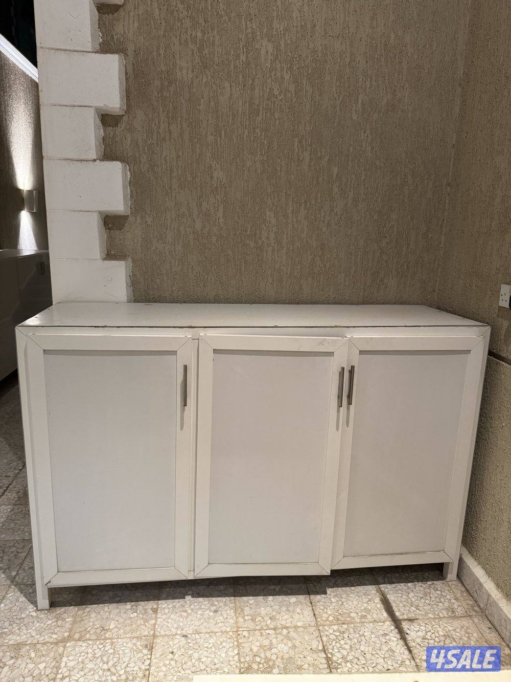 صندوق تخزين حالته ممتازه للبيع0