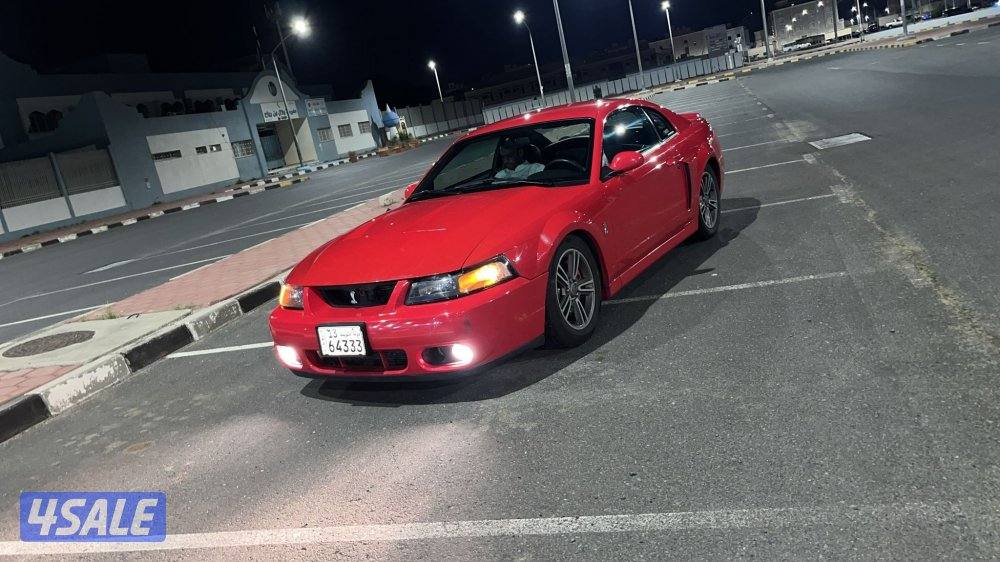 للبيع موستنق كوبرا svt ٢٠٠٣3