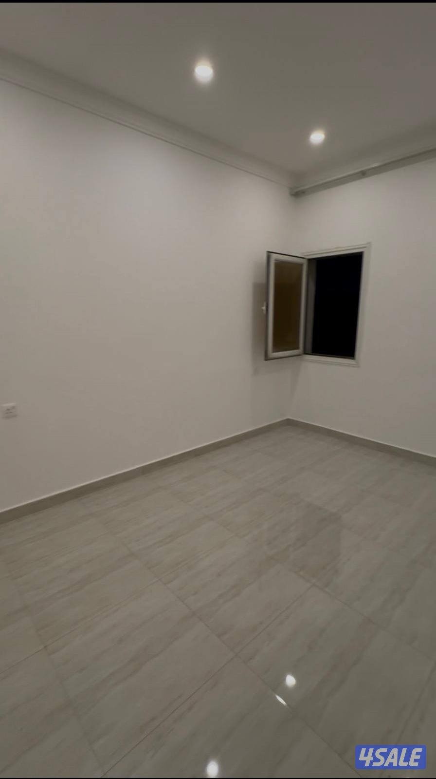 شقة للايجار الدور الثالث غرب الجليب1