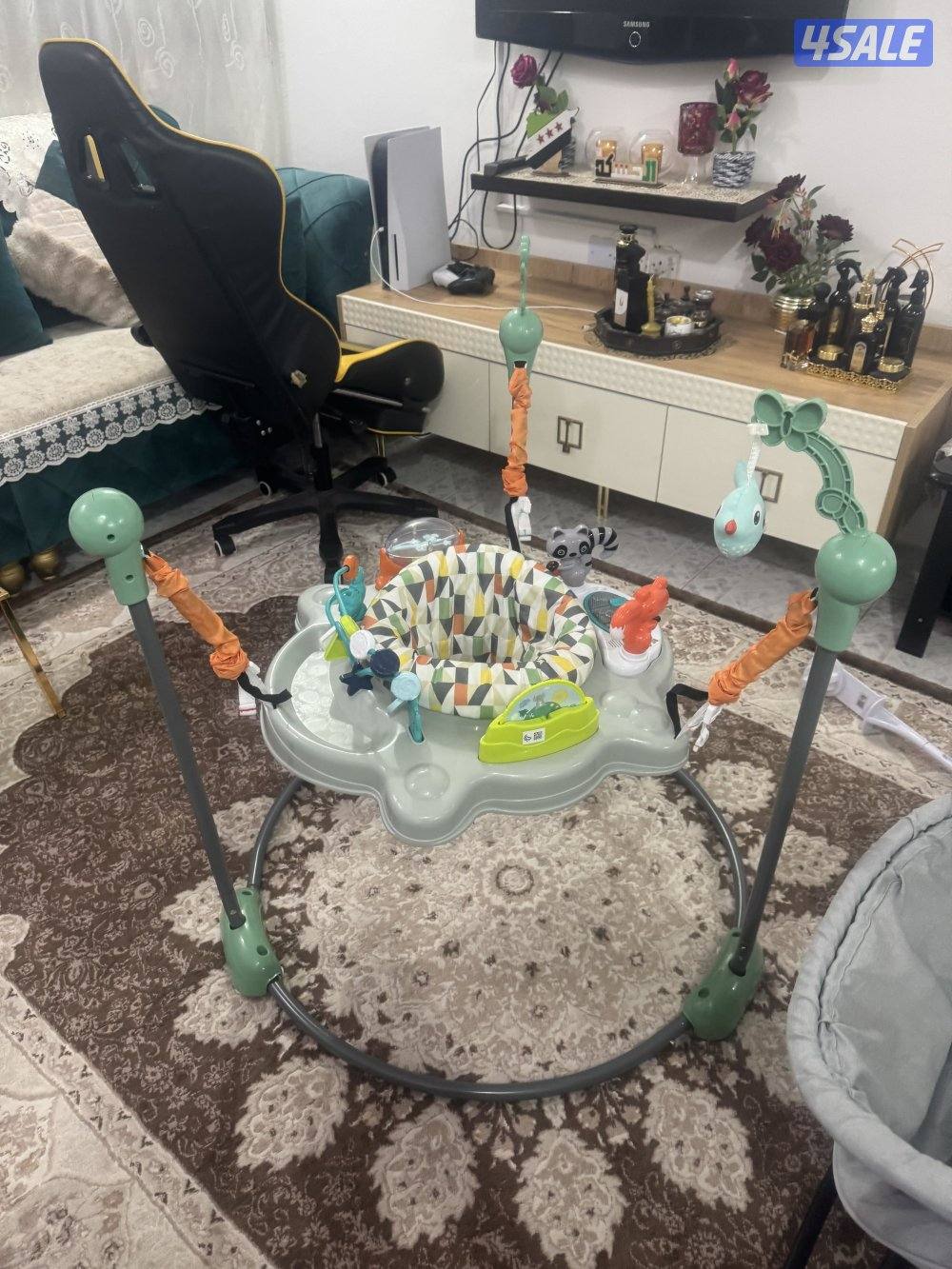 نطاطية اطفال بحالة ممتازة عملية وقوية0