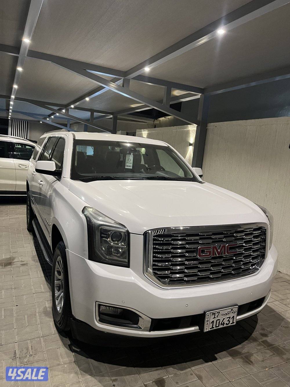 للبيع يوكن سوبربان 20202