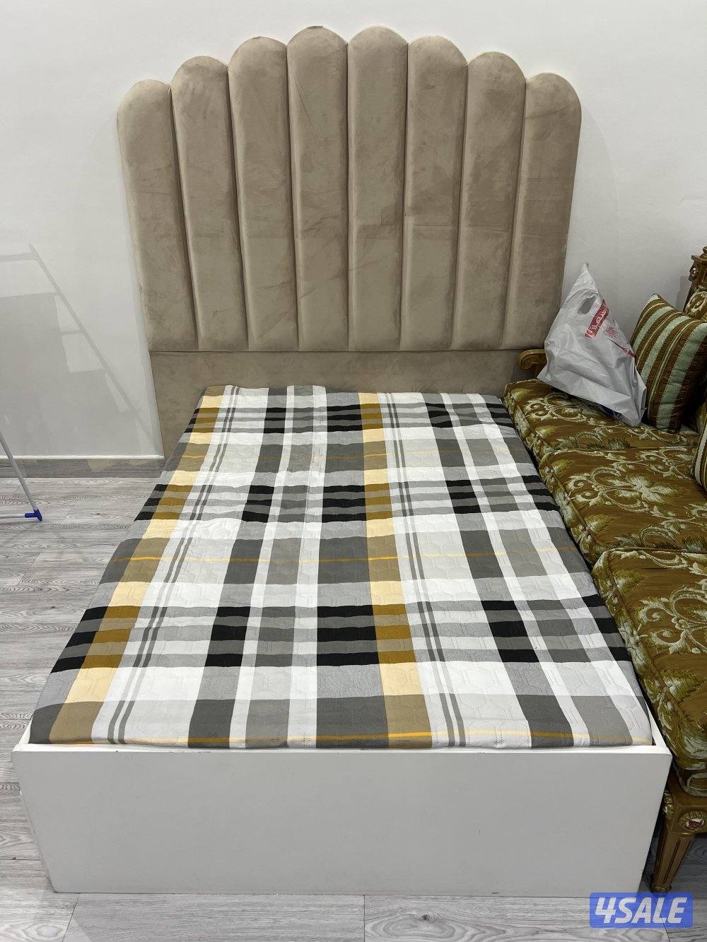 سرير نفر ونص0