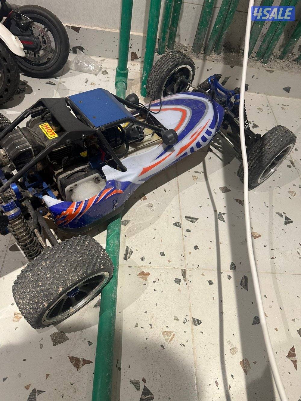 للبيع سياره باجه بنزين نظيفه0