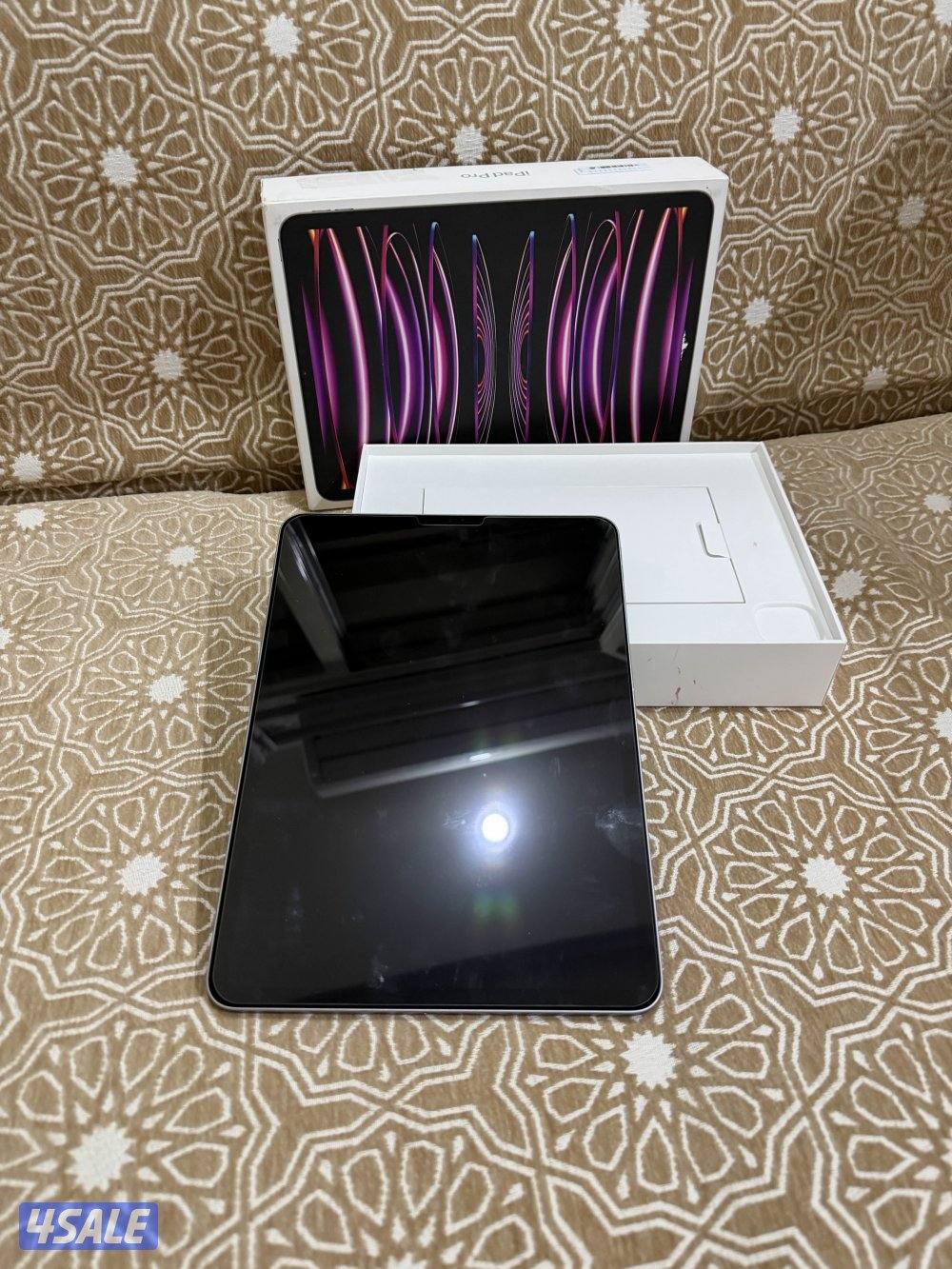 ايباد برو M21