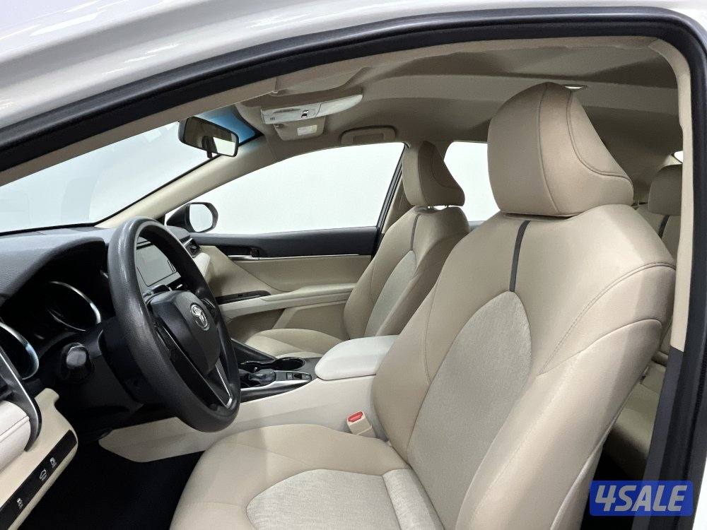 TOYOTA CAMRY Toyota CAMRY 20235